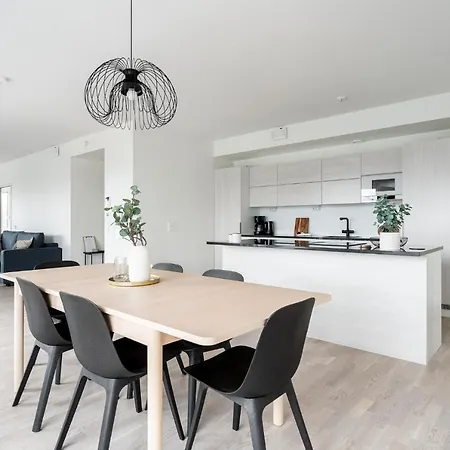 Spacious 2br With Sauna & Two Balconies Next To Naesijaervi - Hosted By 2ndhomes Διαμέρισμα