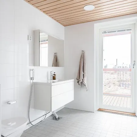 Spacious 2br With Sauna & Two Balconies Next To Naesijaervi - Hosted By 2ndhomes Διαμέρισμα